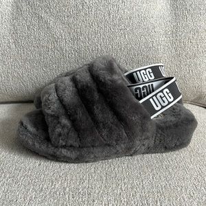UGG Fluff Yeah Slides. Great condition. Size 7.